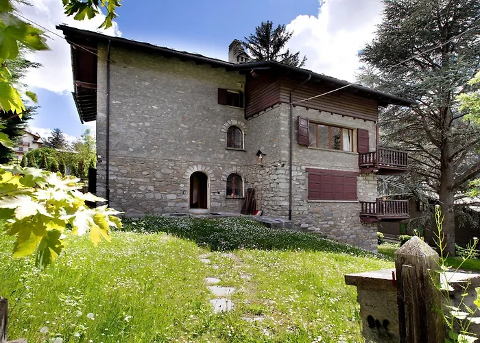 Spazioso A Apartment Courmayeur